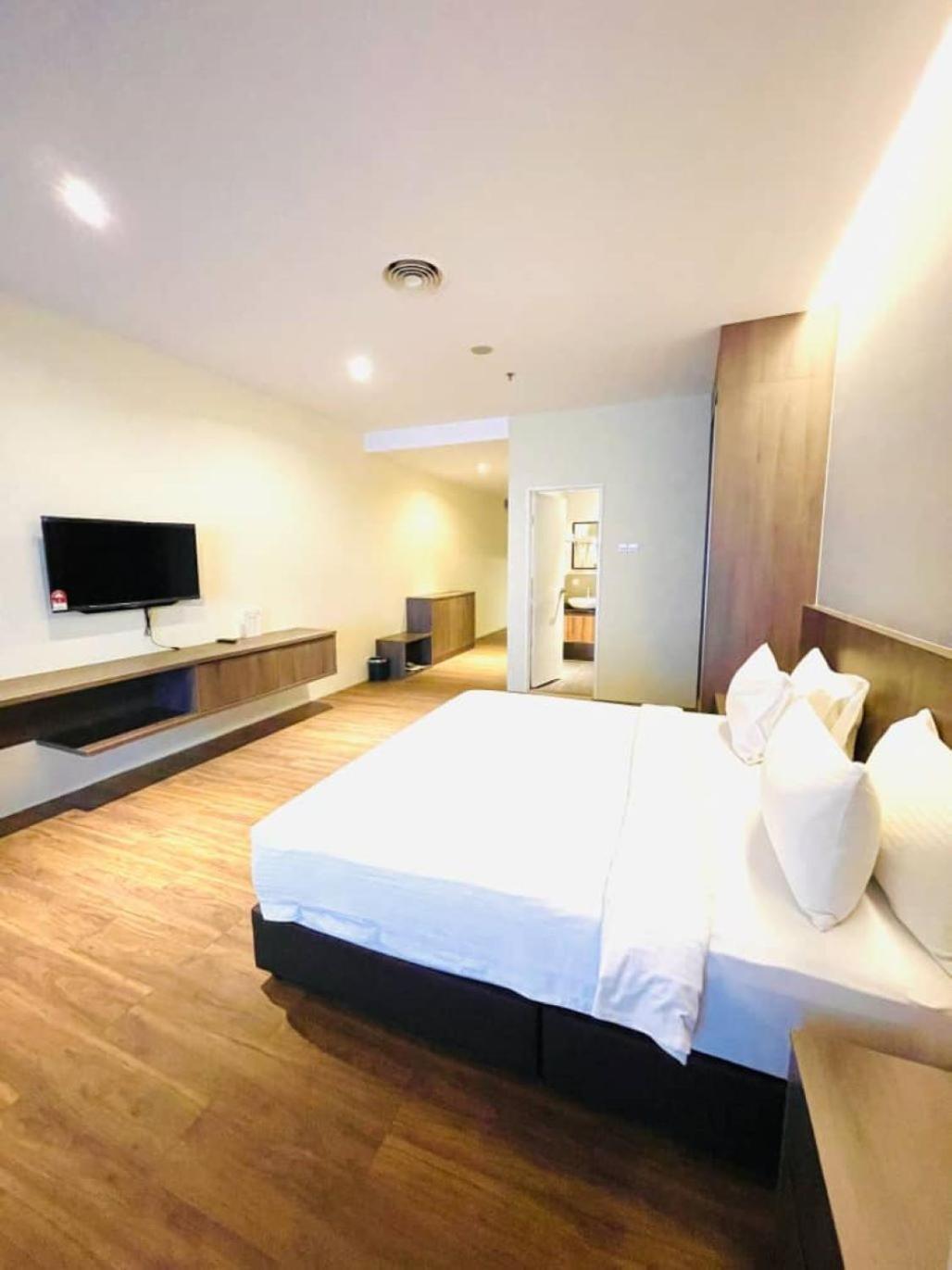 Imperial Regency Suites & Petaling Jaya Kuala Lumpur Eksteriør billede