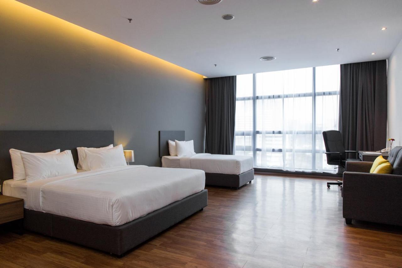 Imperial Regency Suites & Petaling Jaya Kuala Lumpur Eksteriør billede